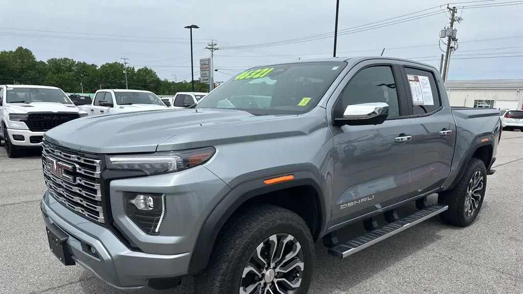 2024 GMC Canyon Denali