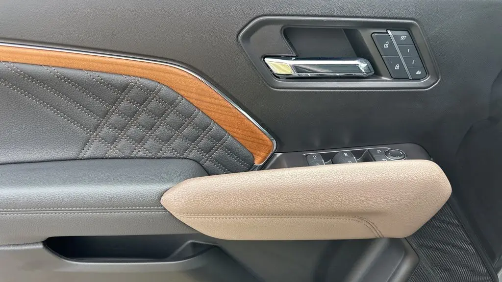 2024 GMC Canyon Denali