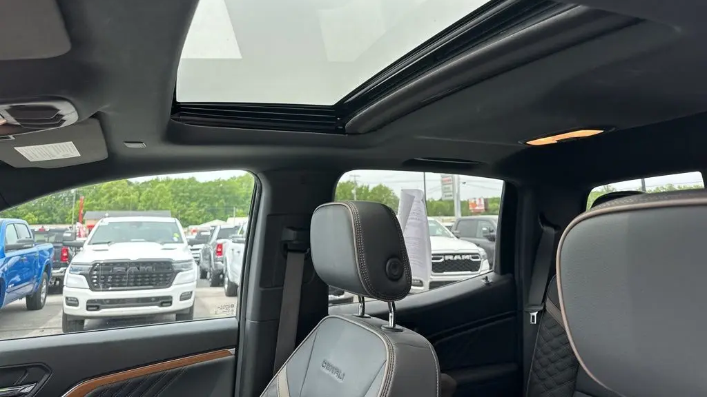 2024 GMC Canyon Denali