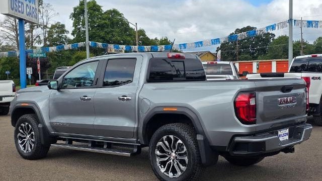 2024 GMC Canyon Denali