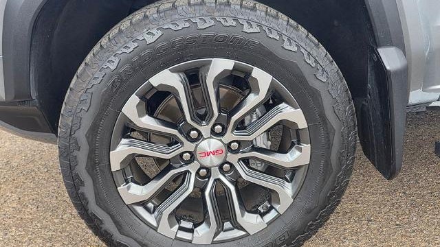 2024 GMC Canyon Denali