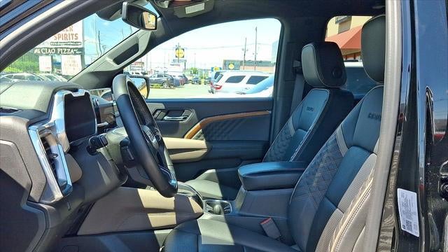2023 GMC Canyon Denali