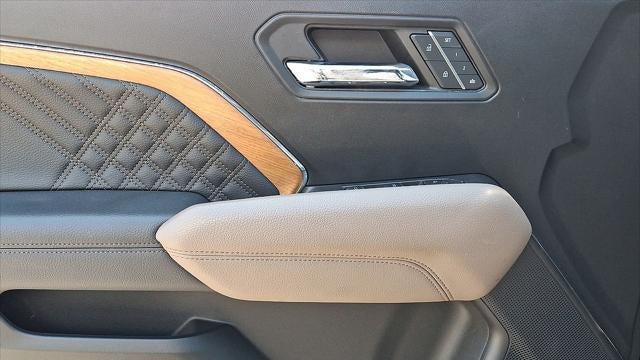 2023 GMC Canyon Denali