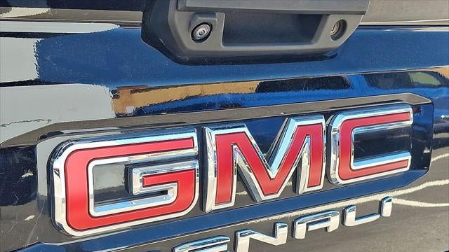 2023 GMC Canyon Denali