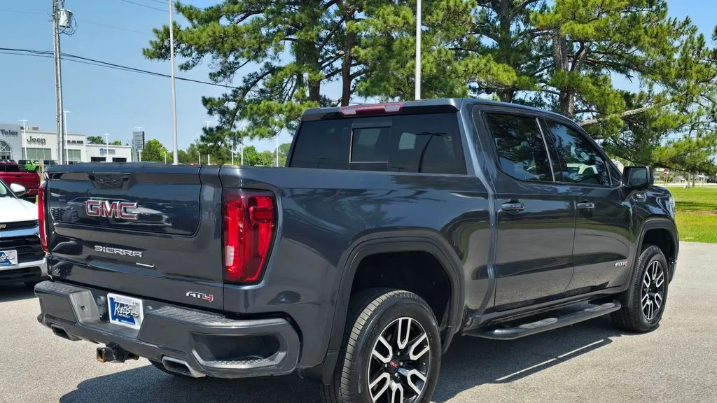 2021 GMC Sierra 1500 AT4