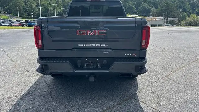 2022 GMC Sierra 1500 Limited AT4