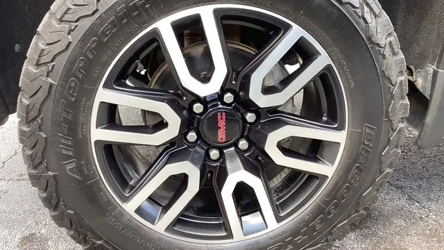 2022 GMC Sierra 1500 Limited AT4