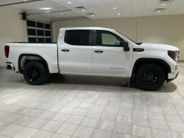 2025 GMC Sierra - $40,222