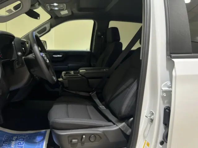 2025 GMC Sierra - $40,222