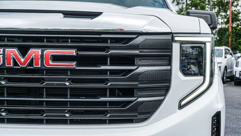 2023 GMC Sierra 1500 Pro