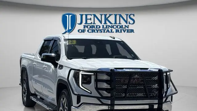 2023 GMC Sierra 1500 SLE