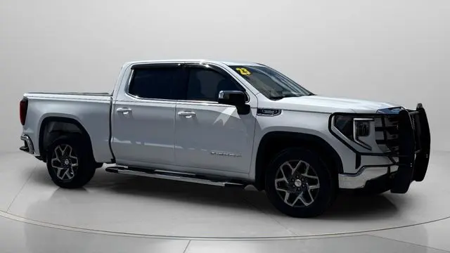 2023 GMC Sierra 1500 SLE