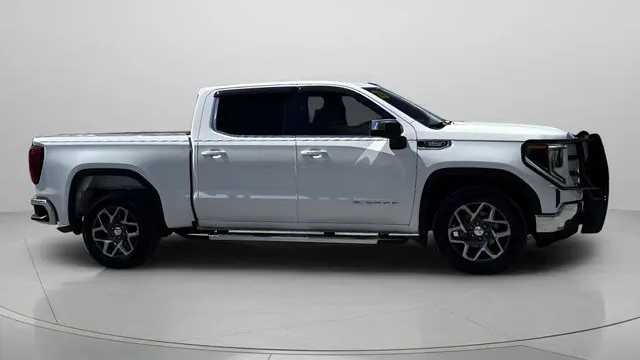 2023 GMC Sierra 1500 SLE