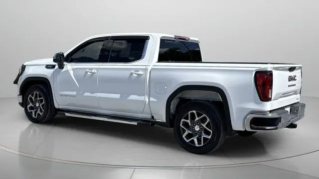 2023 GMC Sierra 1500 SLE