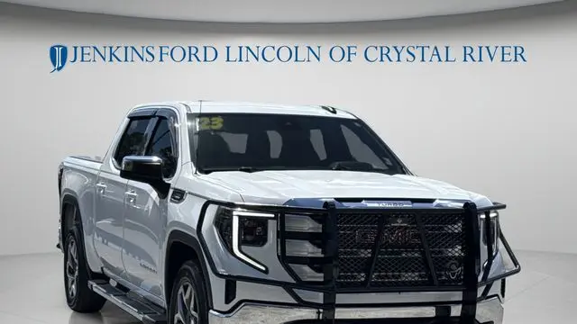 2023 GMC Sierra 1500 SLE