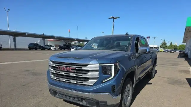 2024 GMC Sierra 1500 SLE