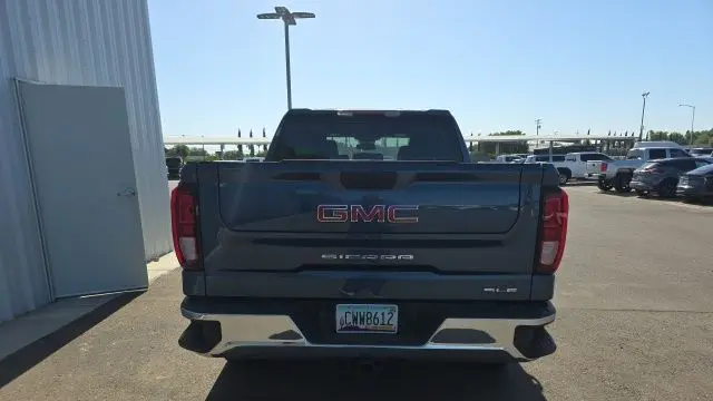 2024 GMC Sierra 1500 SLE