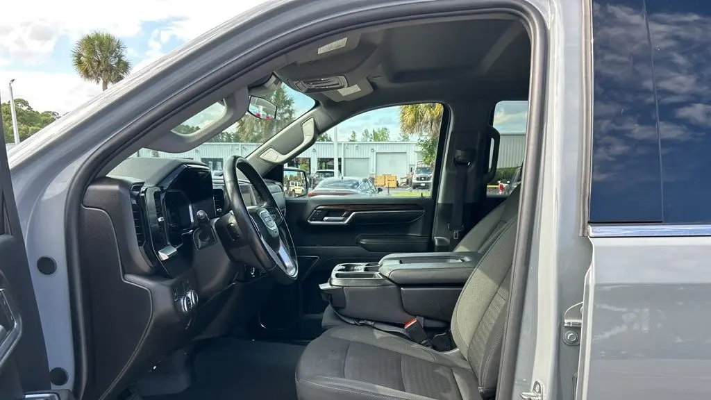 2024 GMC Sierra 1500 SLE