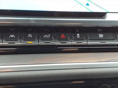 2025 GMC Sierra 1500 4X2 SLT 4DR Crew Cab 5.8 FT. SB