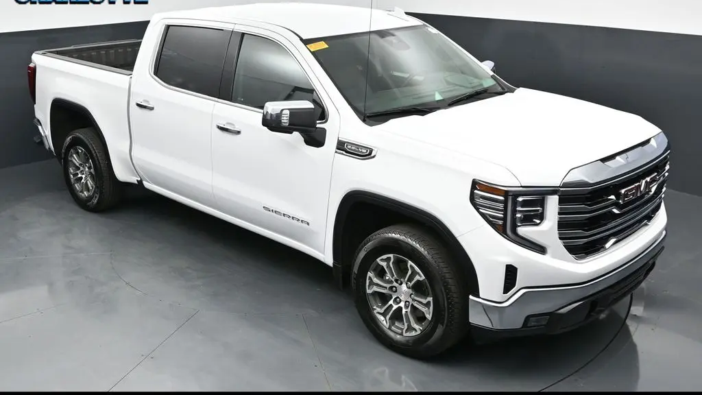 2025 GMC Sierra 1500 SLT