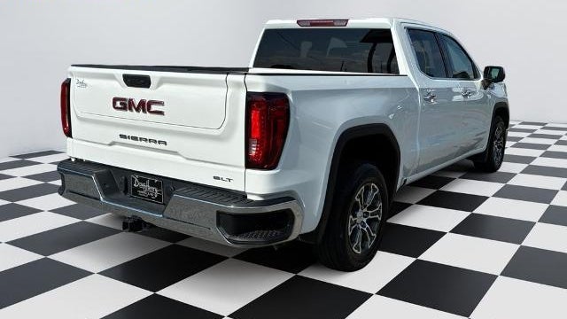2025 GMC Sierra 1500 SLT