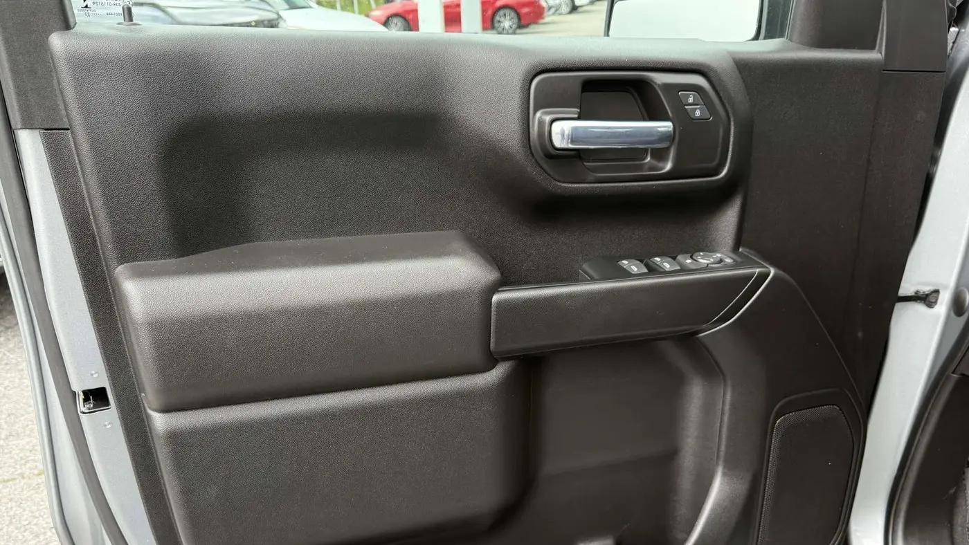 2023 GMC Sierra 1500 Pro
