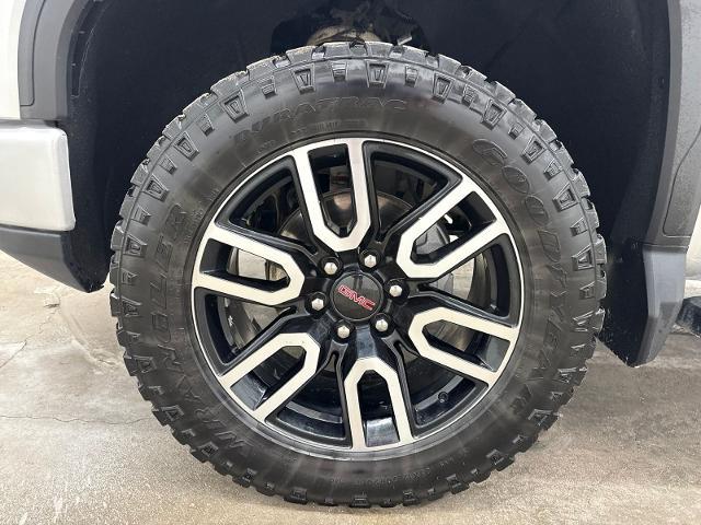 2022 GMC Sierra - $42,500