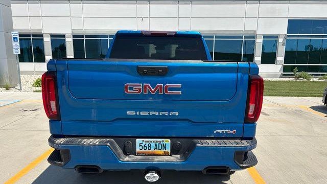 2022 GMC Sierra 1500 AT4
