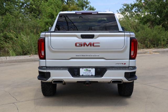 2022 GMC Sierra - $41,700