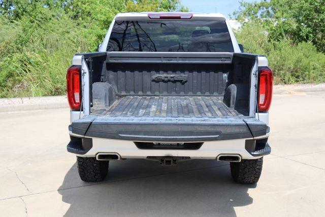 2022 GMC Sierra - $41,700