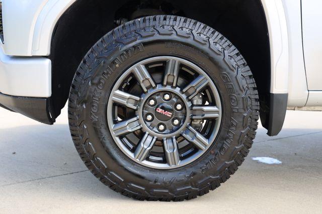 2022 GMC Sierra - $41,700
