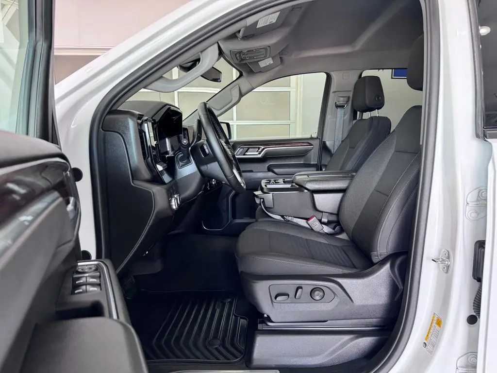 2024 GMC Sierra - $39,487