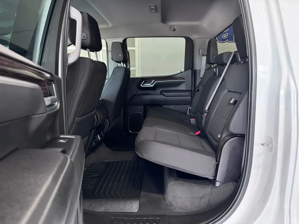 2024 GMC Sierra - $39,487
