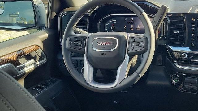 2026 GMC Sierra 1500 Elevation Standard