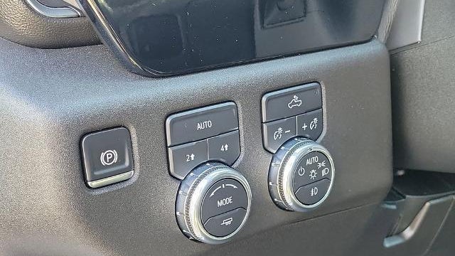 2026 GMC Sierra 1500 Elevation Standard