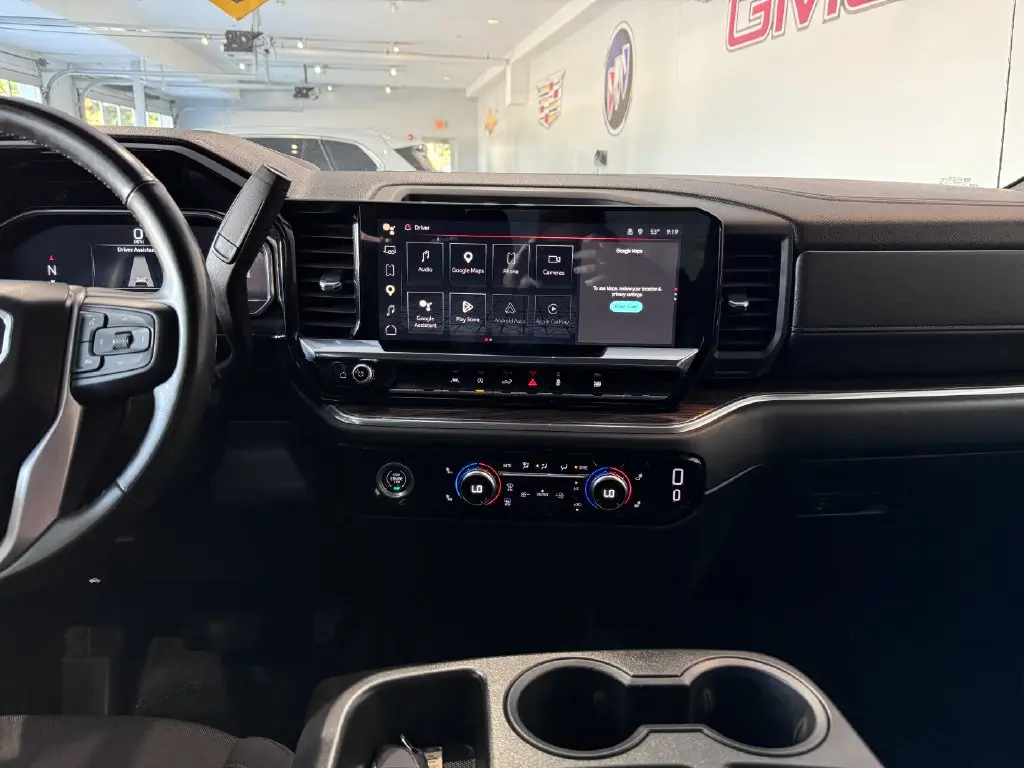 2023 GMC Sierra - $34,987
