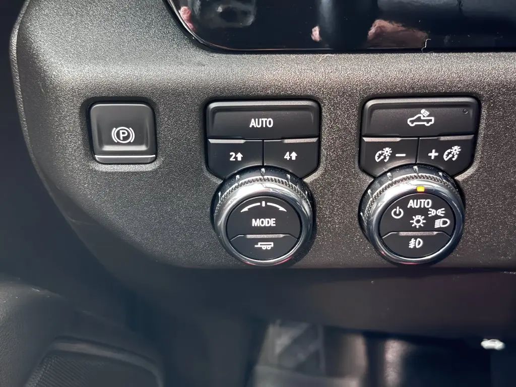 2023 GMC Sierra - $34,987