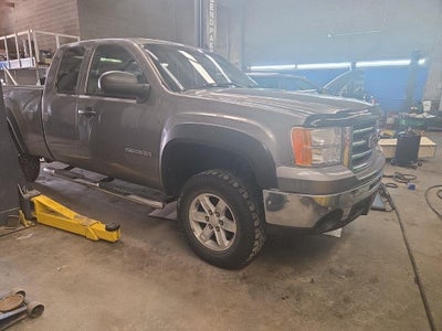 2013 GMC Sierra 1500 4X4 SLE 4DR Extended Cab 6.5 FT. SB