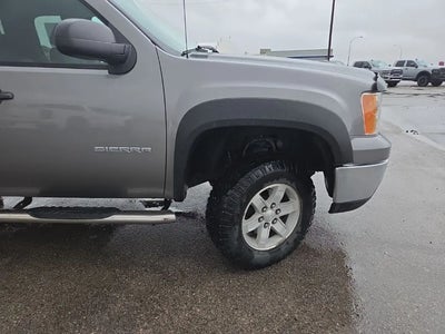 2013 GMC Sierra 1500 4X4 SLE 4DR Extended Cab 6.5 FT. SB