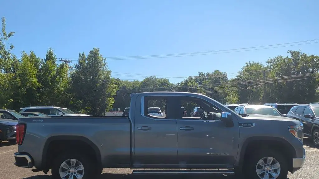 2020 GMC Sierra 1500 SLE