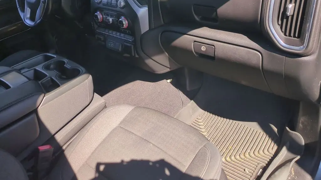 2020 GMC Sierra 1500 SLE