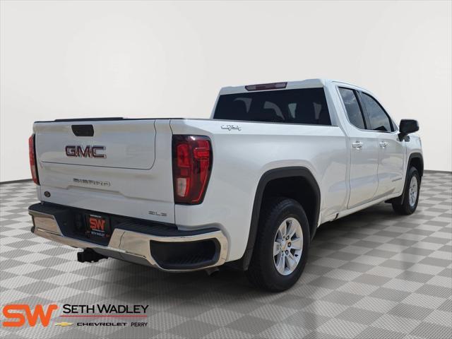 2022 GMC Sierra Limited - $32,000