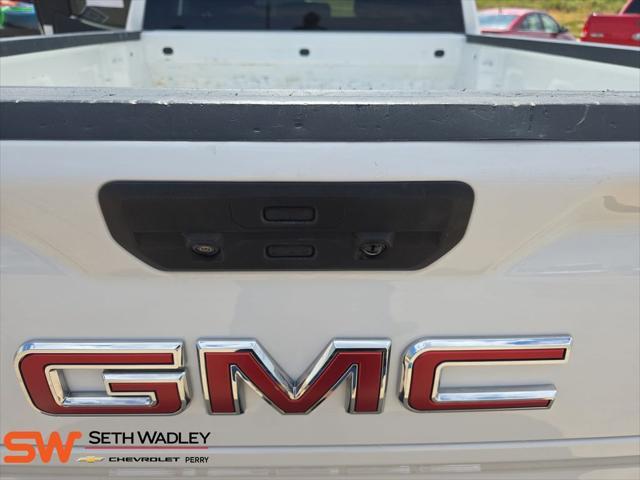 2022 GMC Sierra Limited - $32,000