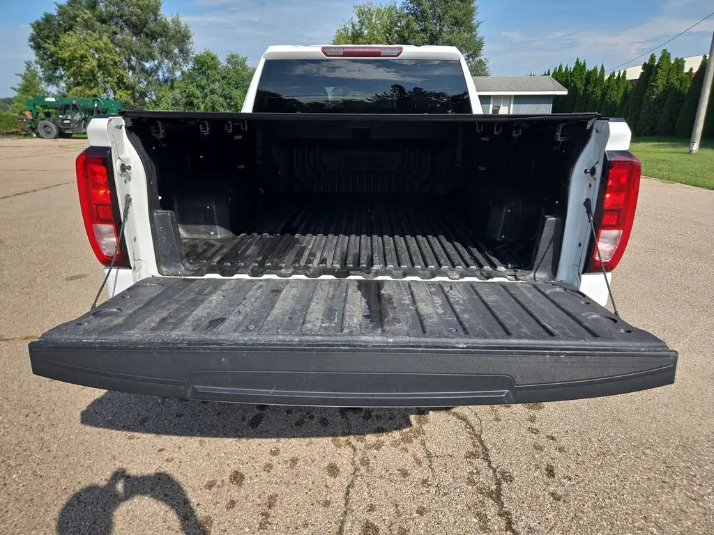 2021 GMC Sierra - $29,790