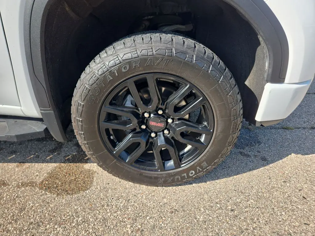 2021 GMC Sierra - $29,790