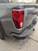 2021 Sierra 1500 Thumbnail 2