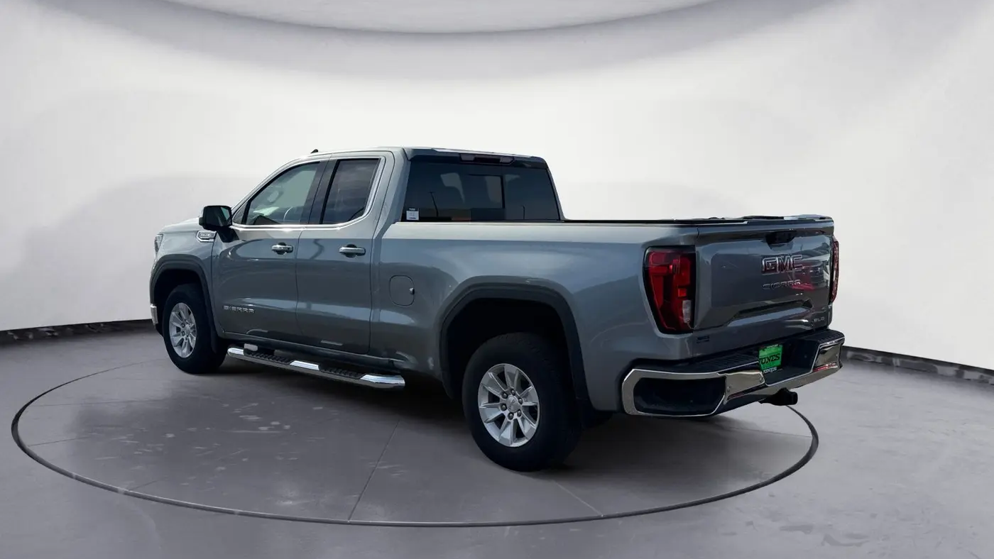 2025 GMC Sierra 1500 SLE