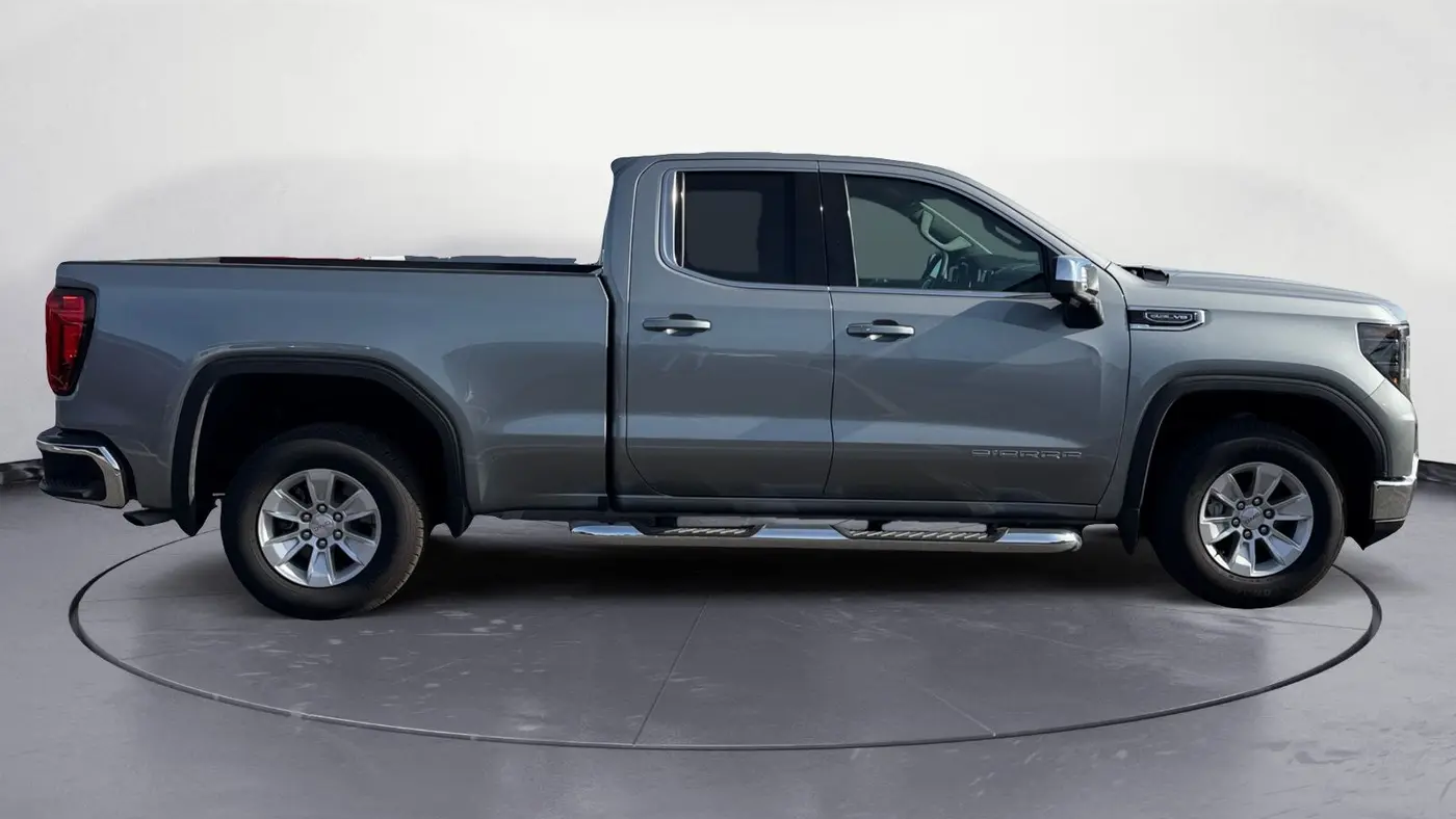 2025 GMC Sierra 1500 SLE
