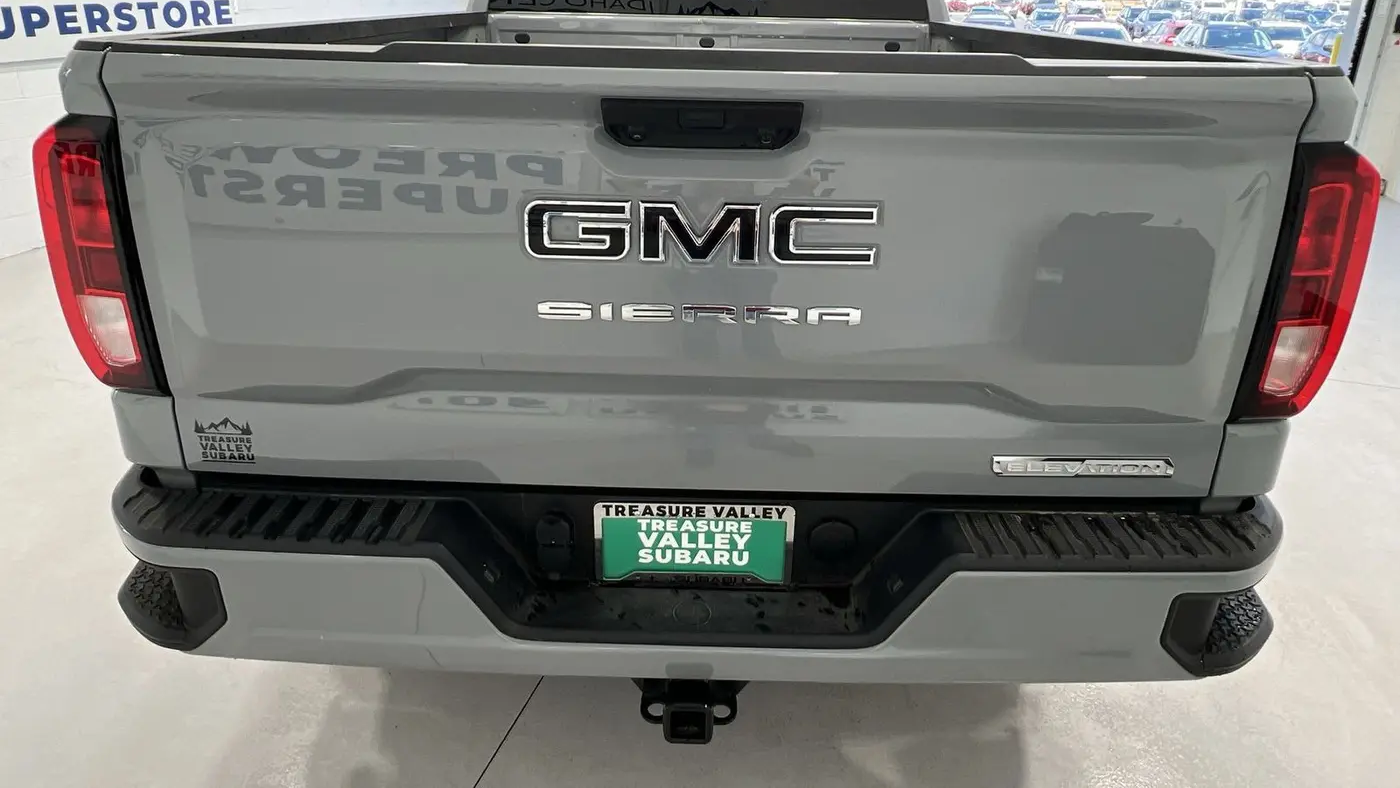 2024 GMC Sierra 1500 Elevation