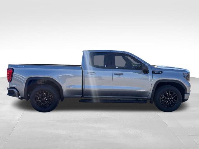 2025 GMC Sierra - $37,900
